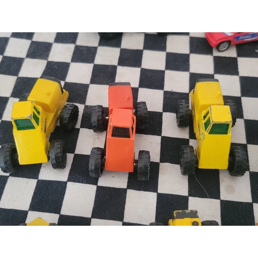 Tonka Vehicle Lot – 14 Total – Mostly 1990s – Construction Trucks +‎ Van